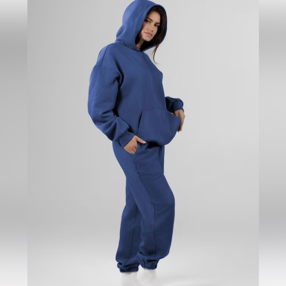 Comfrt the standard hoodie and sweatpants, color Pacífic, size medium